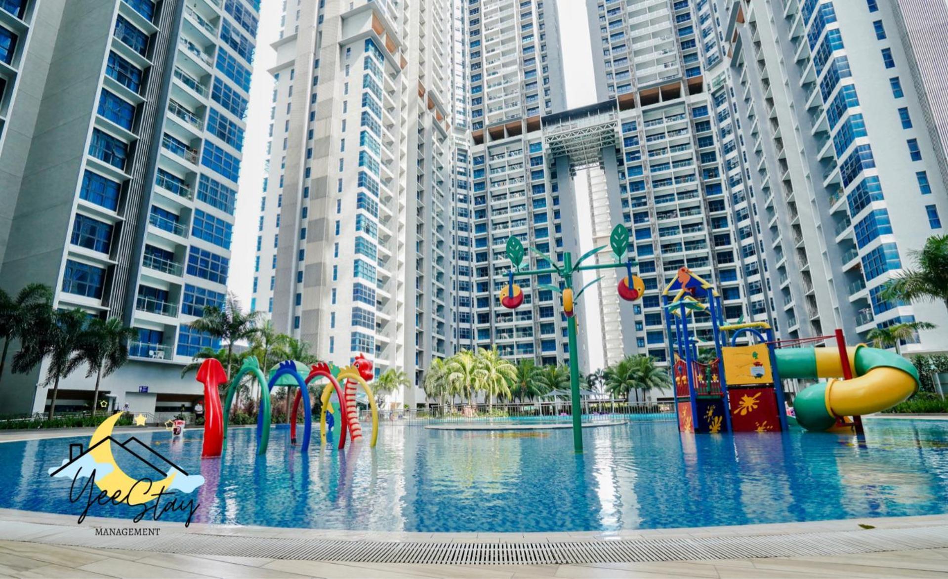 Atlantis 8-12Pax/Netflix/Video Game/5Min To Jonker Apartment Malacca Екстериор снимка