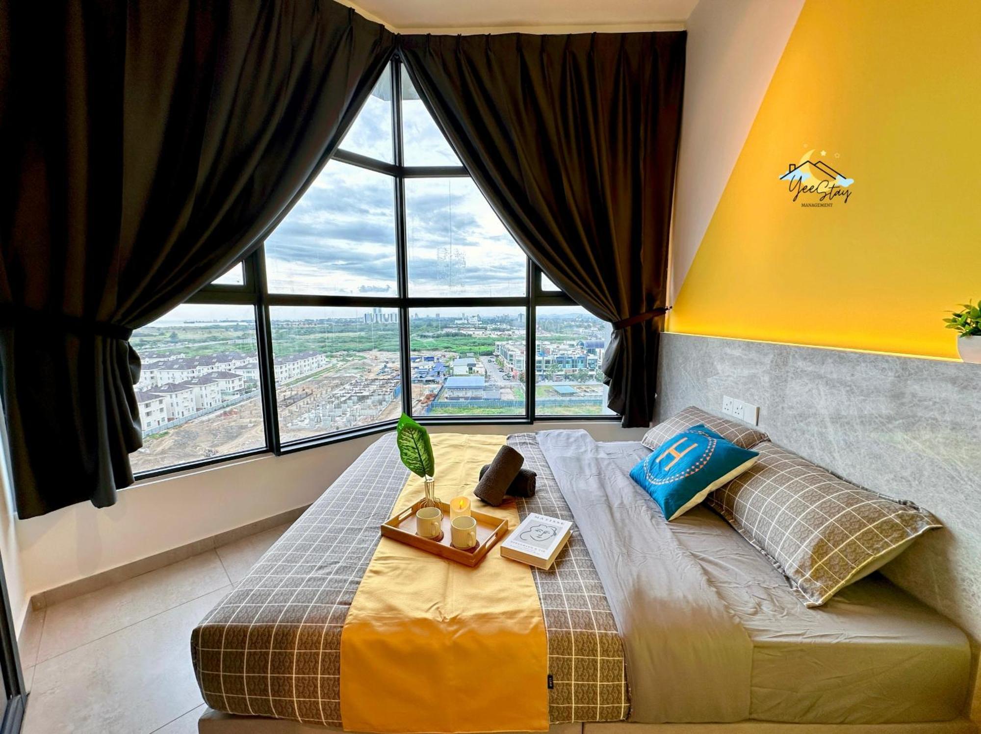 Atlantis 8-12Pax/Netflix/Video Game/5Min To Jonker Apartment Malacca Екстериор снимка