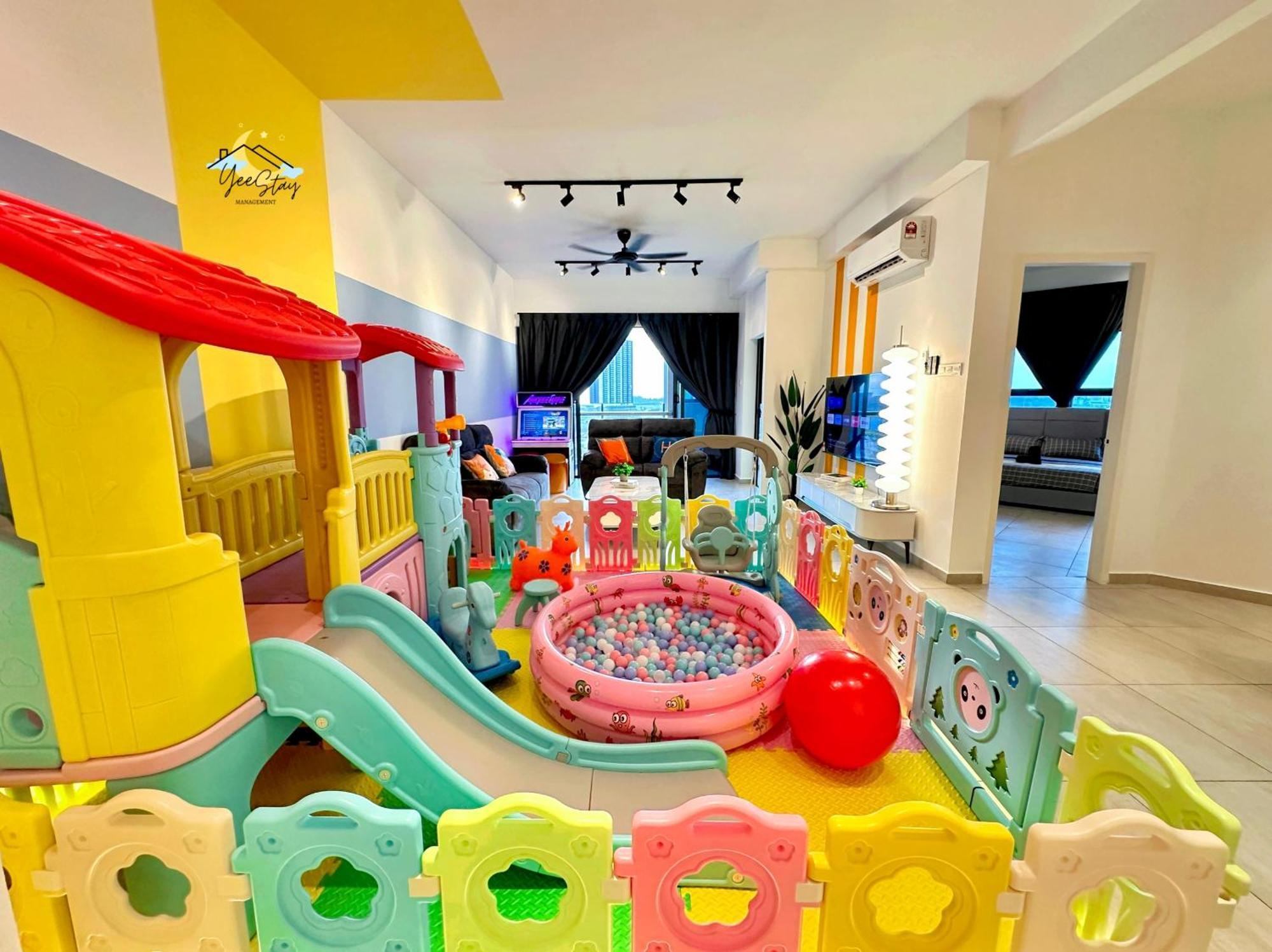 Atlantis 8-12Pax/Netflix/Video Game/5Min To Jonker Apartment Malacca Екстериор снимка