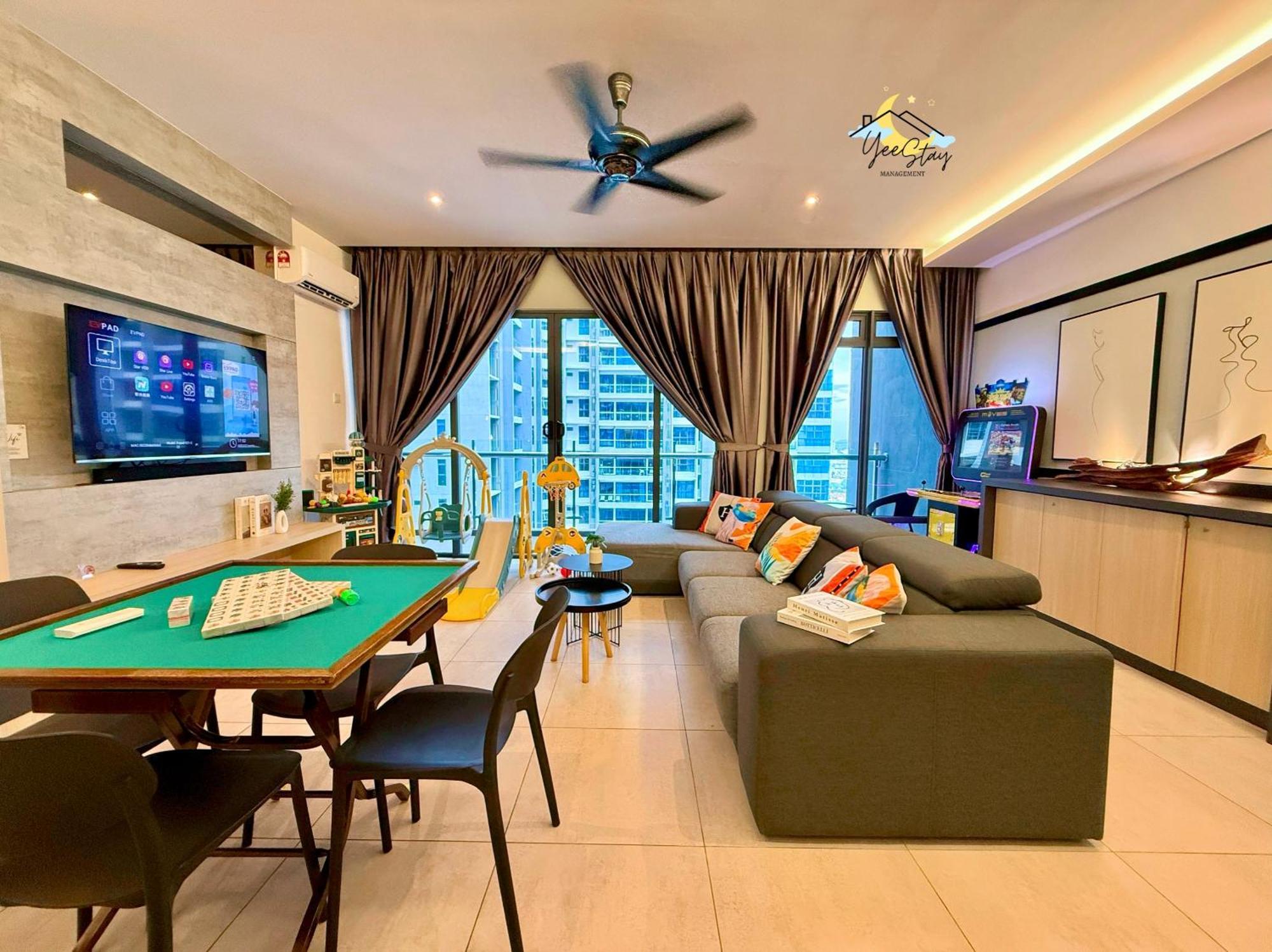 Atlantis 8-12Pax/Netflix/Video Game/5Min To Jonker Apartment Malacca Екстериор снимка