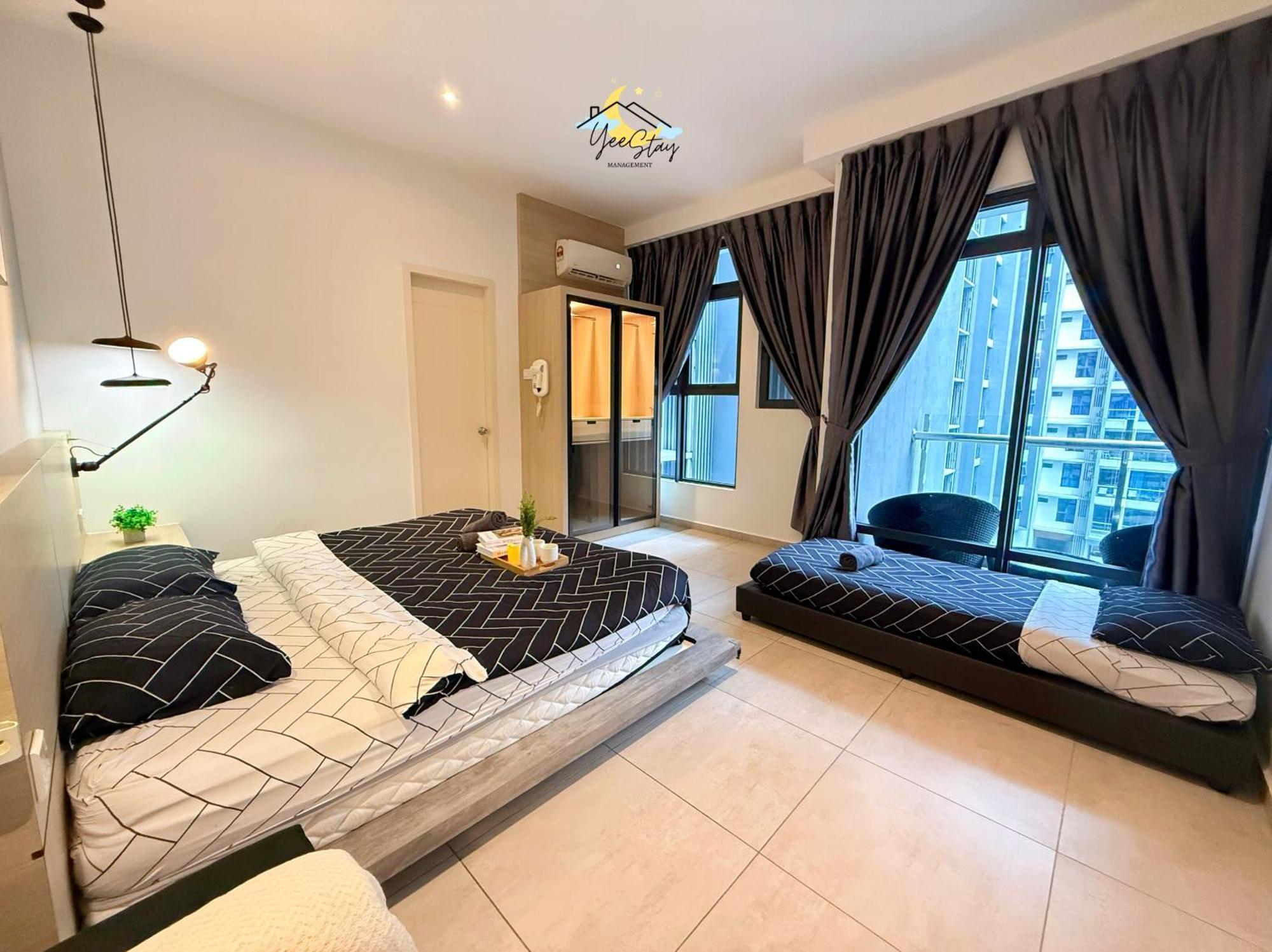 Atlantis 8-12Pax/Netflix/Video Game/5Min To Jonker Apartment Malacca Екстериор снимка