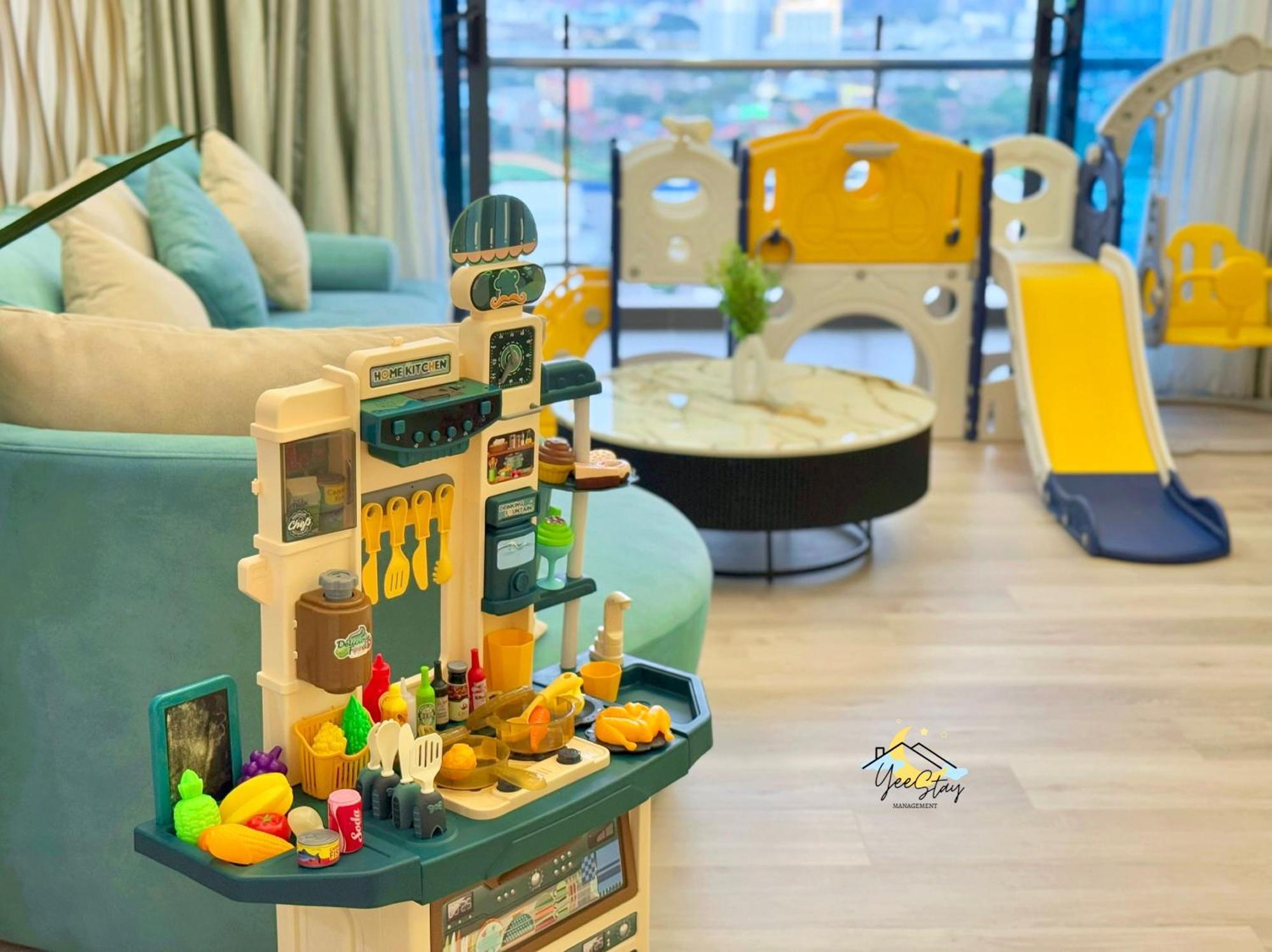 Atlantis 8-12Pax/Netflix/Video Game/5Min To Jonker Apartment Malacca Екстериор снимка