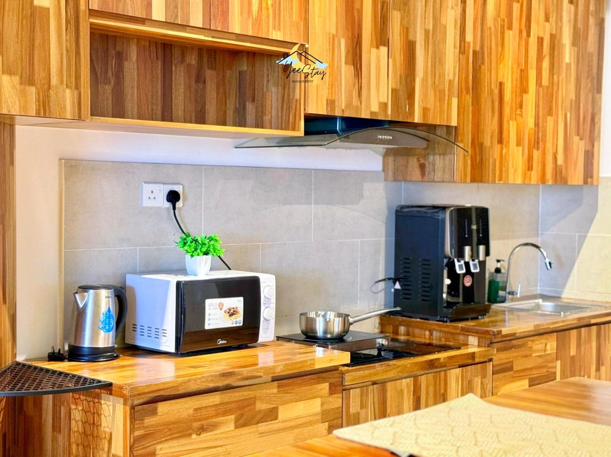 Atlantis 8-12Pax/Netflix/Video Game/5Min To Jonker Apartment Malacca Екстериор снимка