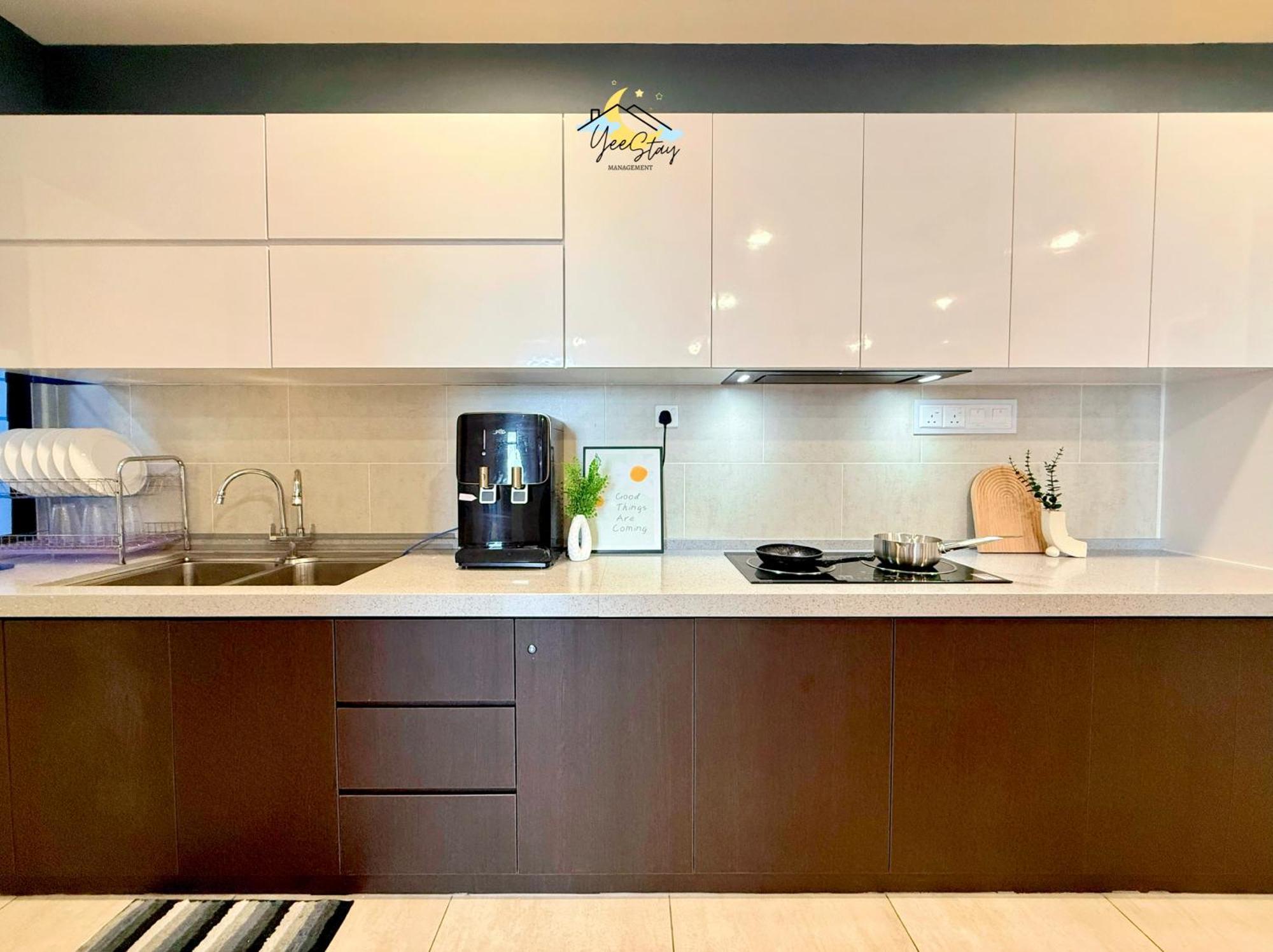 Atlantis 8-12Pax/Netflix/Video Game/5Min To Jonker Apartment Malacca Екстериор снимка